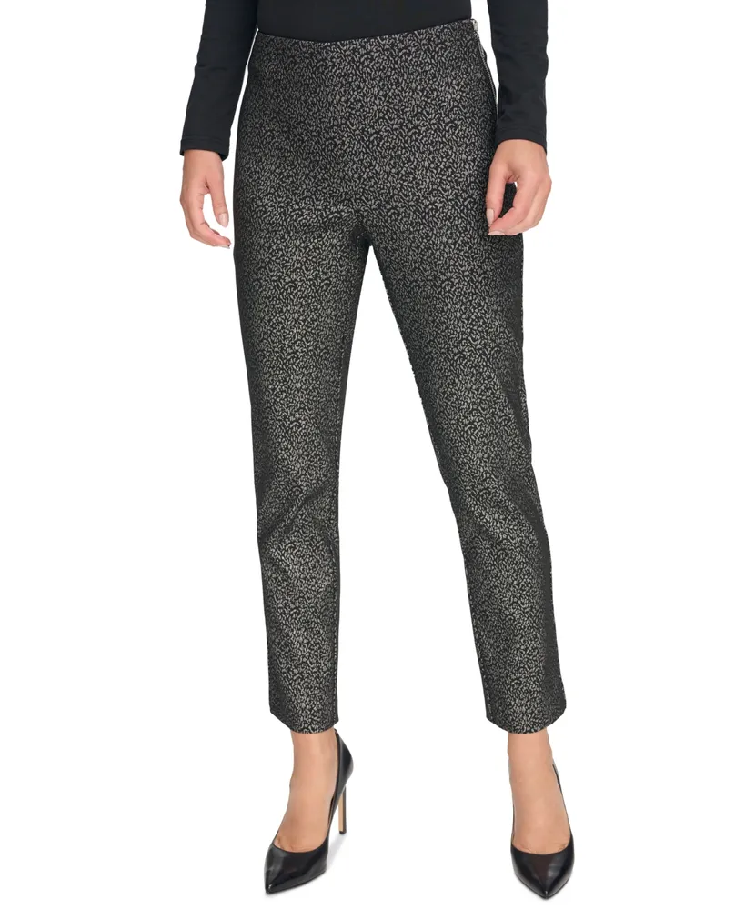 DKNY Women's Metallic Logo Fleece Sweatpant Jogger - Macy's | Active wear  for women, Women, Metallic logo