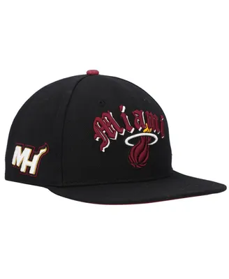 Men's Pro Standard Miami Heat Old English Snapback Hat