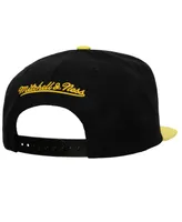 Men's Mitchell & Ness Black, Gold Iowa Hawkeyes 2-Tone 2.0 Snapback Hat