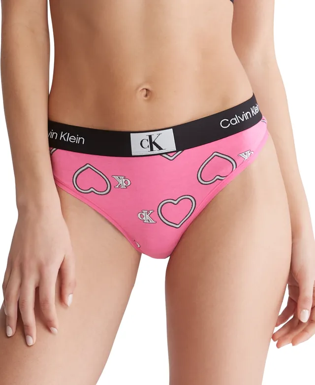 Calvin Klein Women's Lace Trim Thong Underwear QD3779