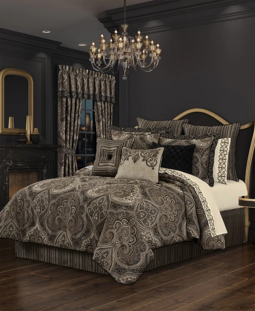 J Queen New York Cipriana 4Pc. Comforter Set