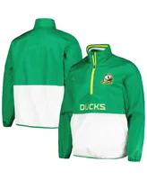 Men's G-iii Sports by Carl Banks Green Oregon Ducks Cornerman Half-Zip Top