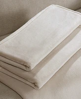 Calvin Klein Core Plush Solid Blanket