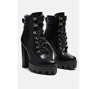 Stopper Cushion Collared Lace Up Boots