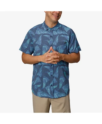 Reef Men's Bersin Short Sleeve Woven Shirt