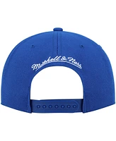 Men's Mitchell & Ness Royal New York Knicks Core Side Snapback Hat