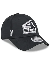 Men's New Era Black Chicago White Sox 2024 Clubhouse 9FORTY Adjustable Hat