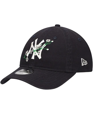 Youth Boys and Girls New Era Navy New York Yankees Game Day Bloom 9TWENTY Adjustable Hat