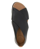 Gentle Souls Women's Laniey Slip-On Sandals