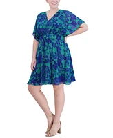 Jessica Howard Plus Floral-Print Smocked-Waist Dress