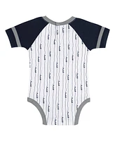 Outerstuff Newborn Infant White New York Yankees Base Hitter Bodysuit, Bib Bootie Set