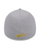 New Era Men's Oakland Athletics Active Pivot 39Thirty Flex Hat
