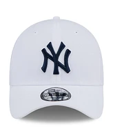 New Era Men's White York Yankees Evergreen 39Thirty Flex Hat