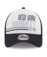 New Era Men's White/Navy New York Yankees Stacked A-Frame Trucker 9Forty Adjustable Hat