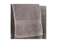 Arkwright Home Chelsea 6-Piece Bathroom Cotton Towel Set, 2 Bath Towels, 2 Hand Towels 2 Washcloths, Chevron Border Pattern, Gray