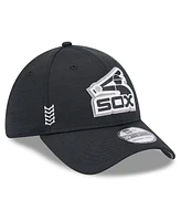 New Era Men's Chicago White Sox 2024 Clubhouse 39THIRTY Flex Fit Hat