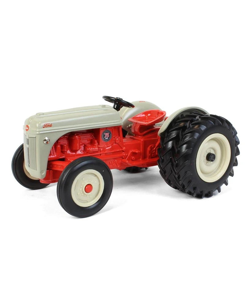 Ertl 1/16 Ford with Rear Duals, Anniversary Edition