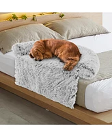 Slickblue White Plush Calming Dog Couch Bed with Anti-Slip Bottom