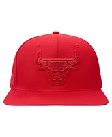 Pro Standard Men's Red Chicago Bulls Triple Tonal Snapback Hat