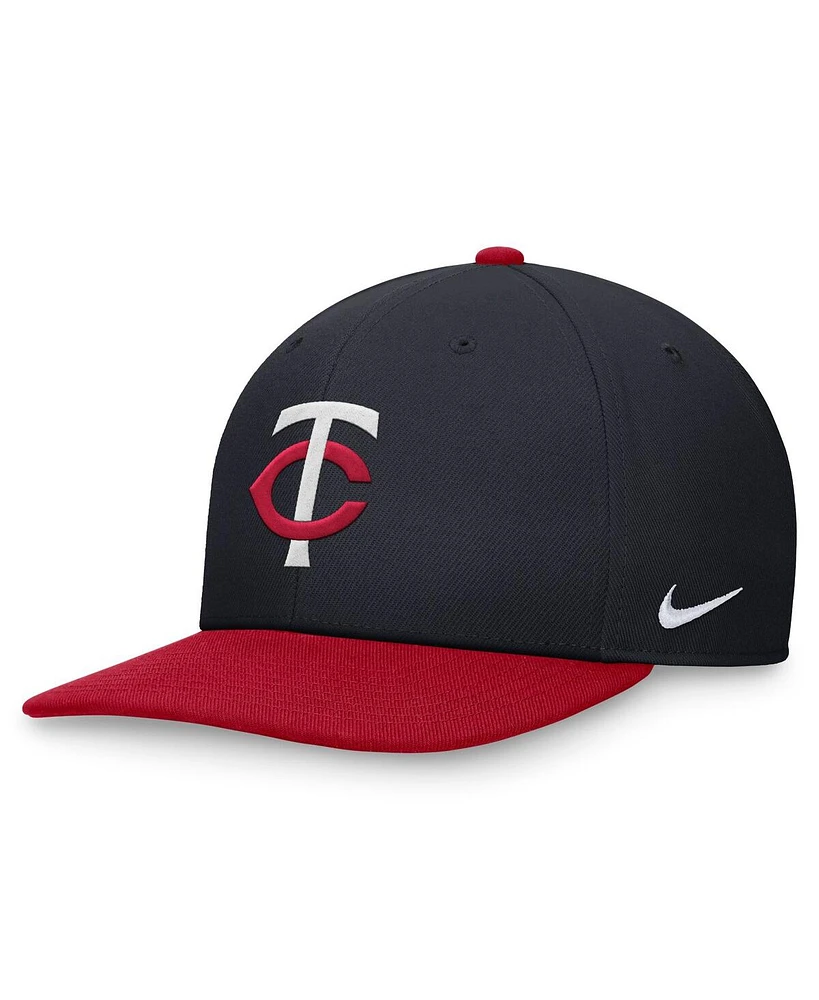 Nike Men's Navy/Red Minnesota Twins Evergreen Two-Tone Snapback Hat