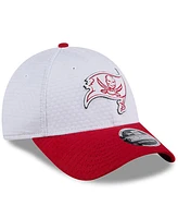 New Era Men's White/Red Tampa Bay Buccaneers 2024 Nfl Training Camp 9FORTY Adjustable Hat