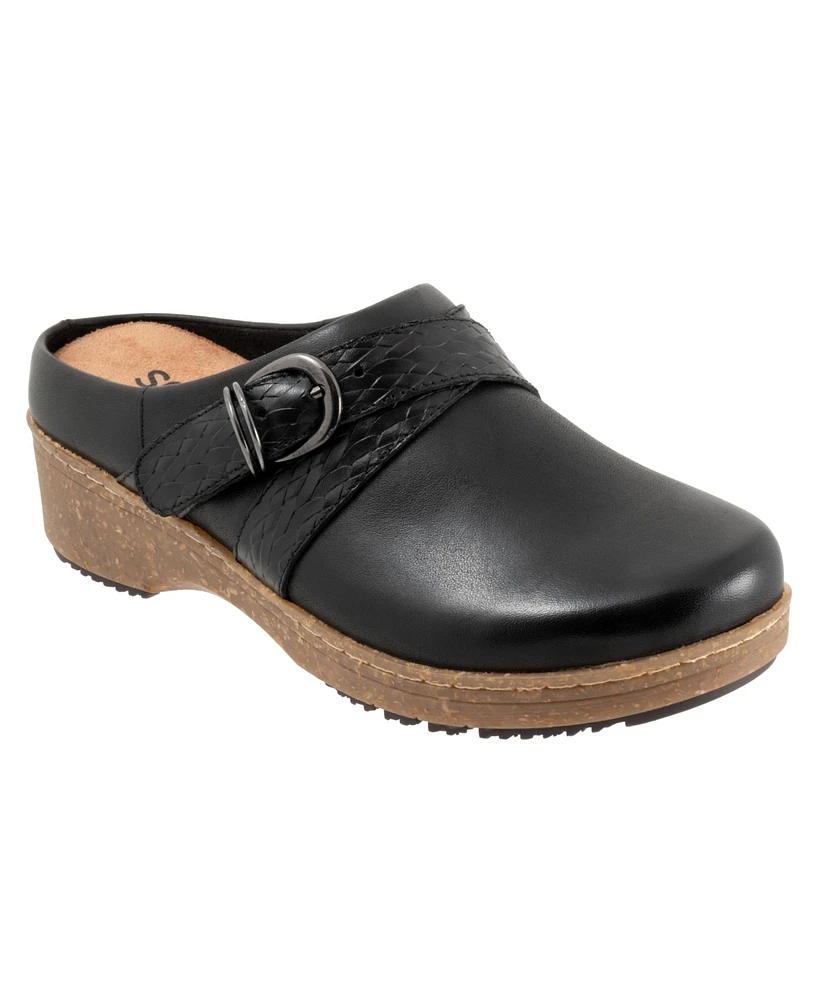 SoftWalk Asmara Clog