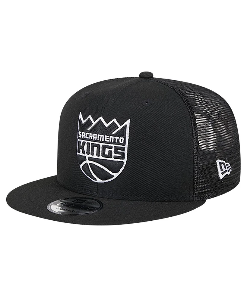 New Era Men's Black Sacramento Kings Evergreen 9FIFTY Trucker Snapback Hat