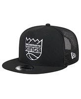 New Era Men's Black Sacramento Kings Evergreen 9FIFTY Trucker Snapback Hat