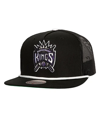 Mitchell & Ness Men's Black Sacramento Kings Roper Mesh back Trucker Snapback Hat