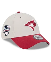 New Era Men's Red Toronto Blue Jays 2024 Fourth of July 39THIRTY Flex Hat