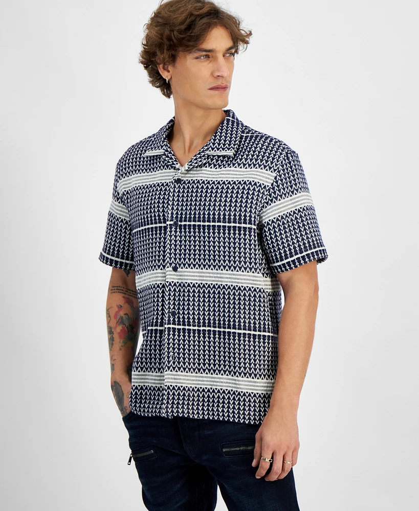 Guess Men's Arrow Jacquard Short Sleeve Button-Up Shirt