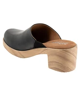 Softwalk Felida Clog