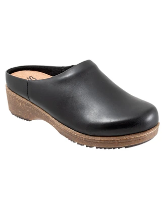 Softwalk Arvada Clog