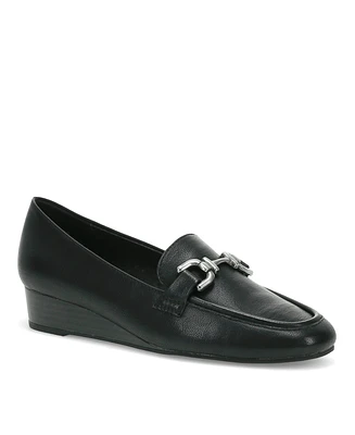 Baretraps Women's Caddie Loafer