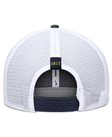 Nike Men's Navy/White Michigan Wolverines Legacy Pro Snapback Hat