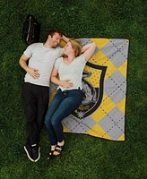 Oniva Harry Potter Hufflepuff Impresa Picnic Blanket, 60" x 50"