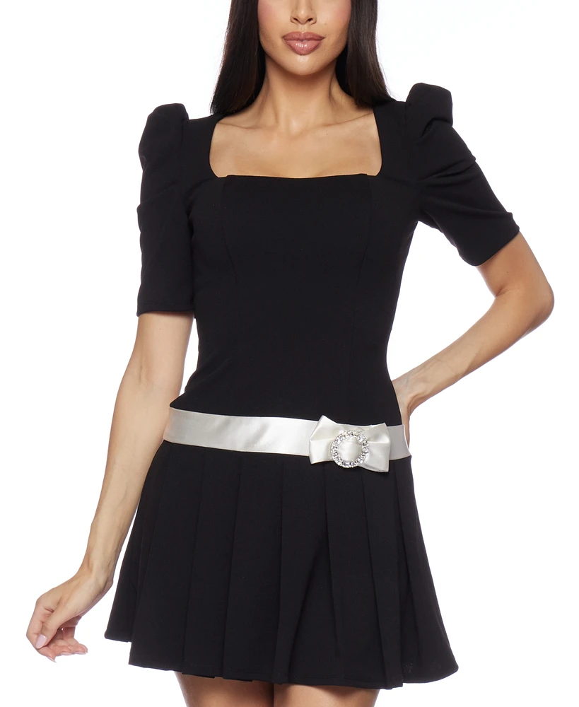 B Darlin Juniors' Puff-Sleeve Contrast-Sash Pleated Dress