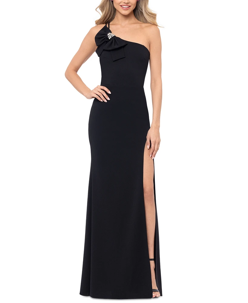 Blondie Nites Juniors' Bow-Trim One-Shoulder Gown