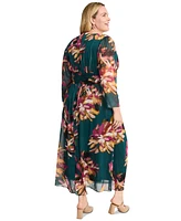 Maggy London Plus Floral-Print Maxi Dress