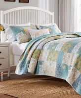 Greenland Home Fashions Evangeline Modern Floral Reversible -Pc. Quilt Set