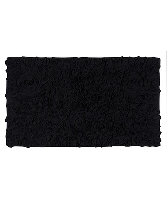 Home Weavers Bell Flower Bath Rug, 24" x 40"