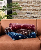 Lucky Brand Daisy Floral Cozy Plush Throw, 50" x 70"