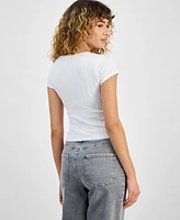 Planet Heart Juniors' Ribbed Cable-Knit Seamless Tee