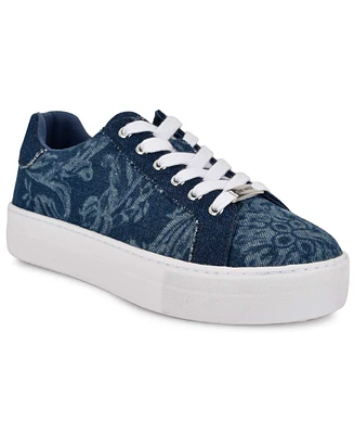 Nine West Women's Gatspy Round Toe Lace-Up Casual Sneakers