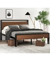 Slickblue Platform Bed with Headboard and Footboard for Stylish and Supportive Bedroom Design