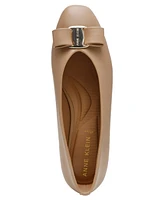 Anne Klein Women's Willow Bow Detail Round Toe Ballet Flats
