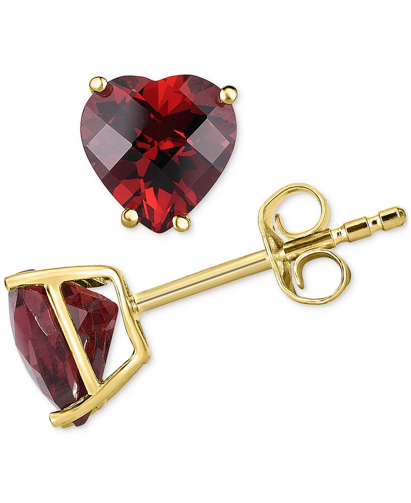 Heart-Shaped Garnet Stud Earrings (1-1/16 ct. t.w.) in 14k Yellow Gold