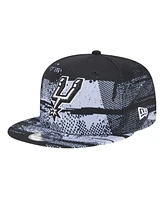 New Era Men's Black San Antonio Spurs Tip-Off 9FIFTY Snapback Hat