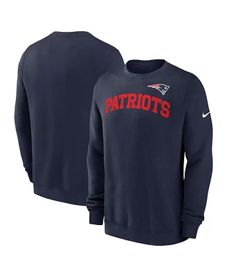 Nike Men's Navy New England Patriots Club Pullover Sweatshirt