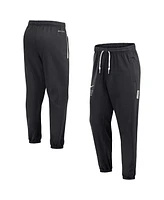 Nike Men's Black Villanova Wildcats Travel Performance Pants